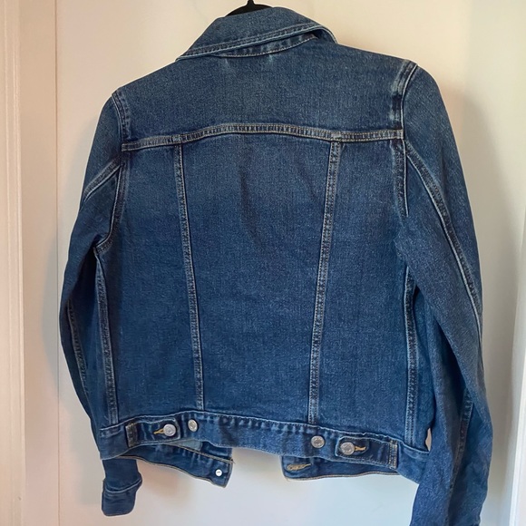 Levi’s Trucker Jacket - Picture 2 of 2